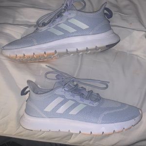 Adidas women’s tennis shoes